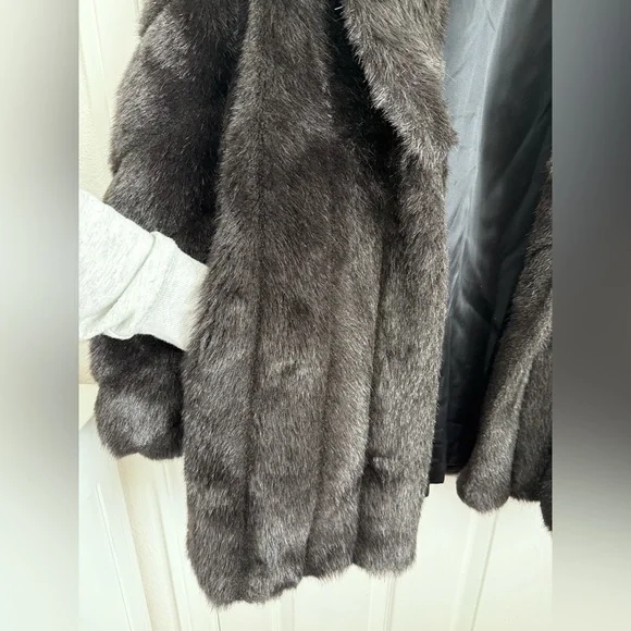 Vintage Faux fur black luxurious Jacket size medium - Picture 5 of 11